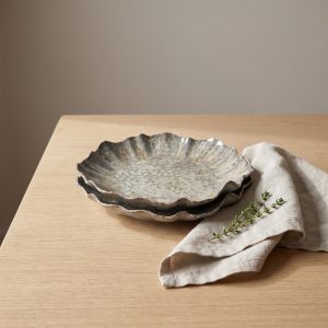 Goby dinerbord van L'AMAR, sfeerfoto 1 op een gedekte tafel