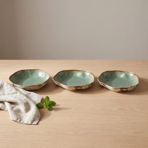 Jade kom 24 cm van L'AMAR, sfeerfoto 1 op een gedekte tafel